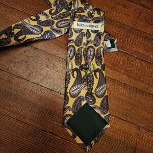 Vintage gold paisley tie